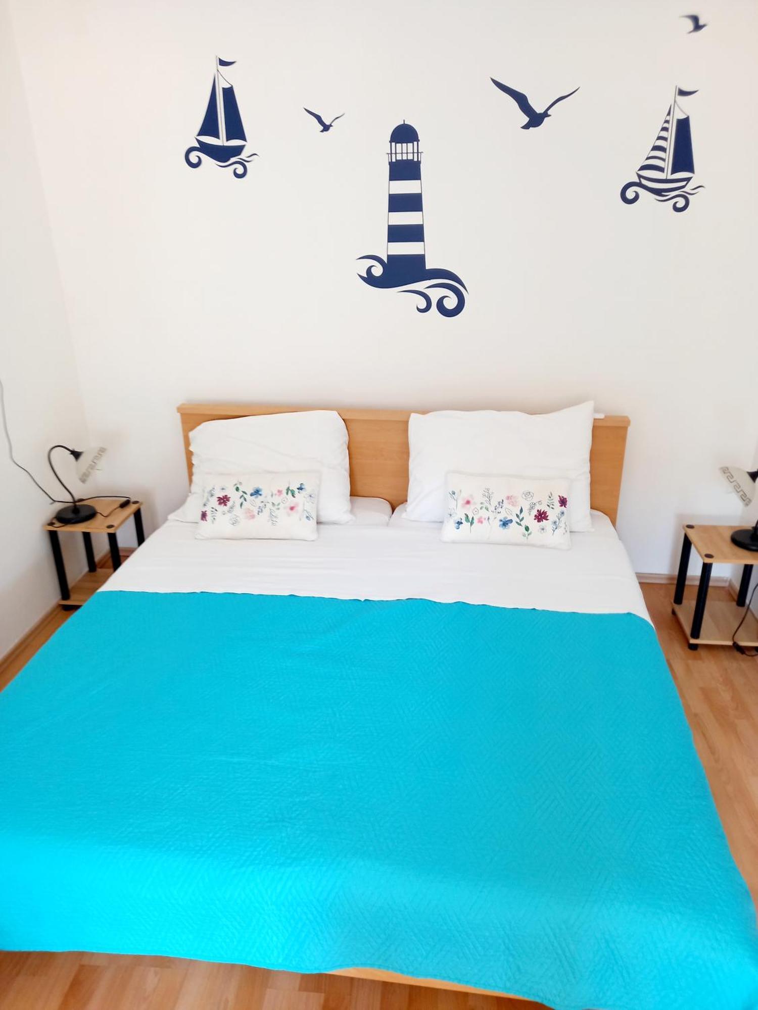 Apartmani Iris I Ana 茨里克韦尼察 外观 照片